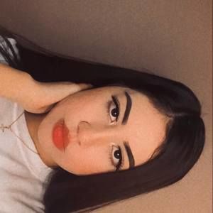 Meet your Posher, Evelin